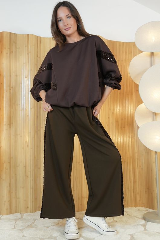 Soft Tech Sequin Sleeve Sweatshirt Chocolate /10=